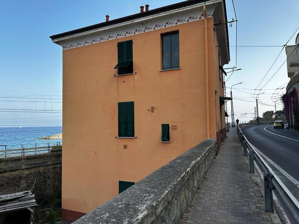 La Via Sul Mare Lägenhet Bordighera Exteriör bild