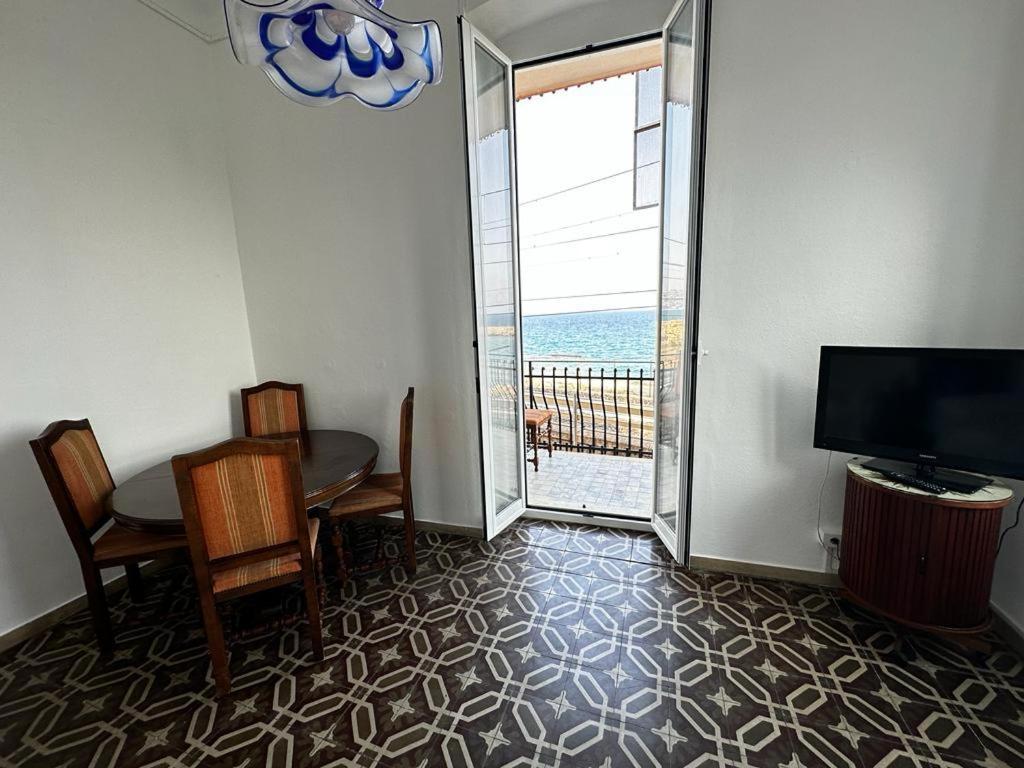 La Via Sul Mare Lägenhet Bordighera Exteriör bild