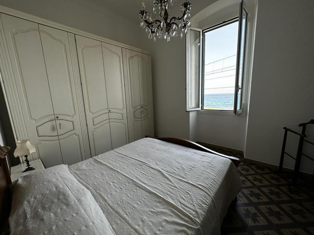 La Via Sul Mare Lägenhet Bordighera Exteriör bild