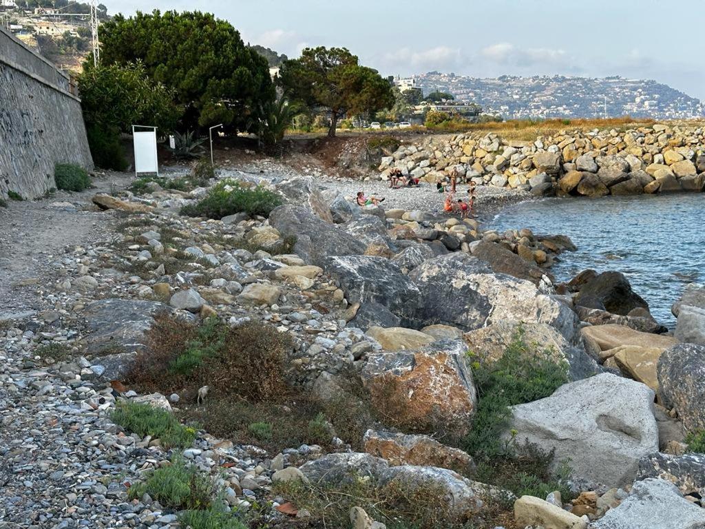 La Via Sul Mare Lägenhet Bordighera Exteriör bild